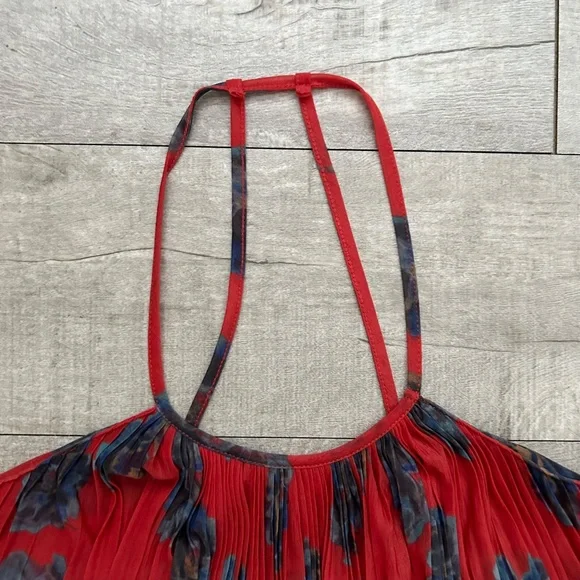 Kimchi Blue Urban Outfitters Red Pleated Floral Strappy Halter Back Tank Top M - Picture 2 of 9